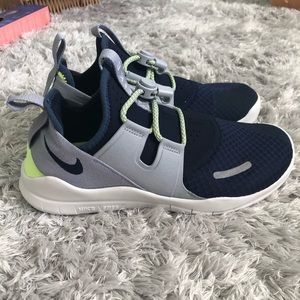 Nike Youth Boys Blue Running Shoes 6.5y